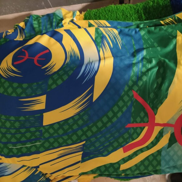 T-SHIRT DRAPEAU BERBERE REVISITE