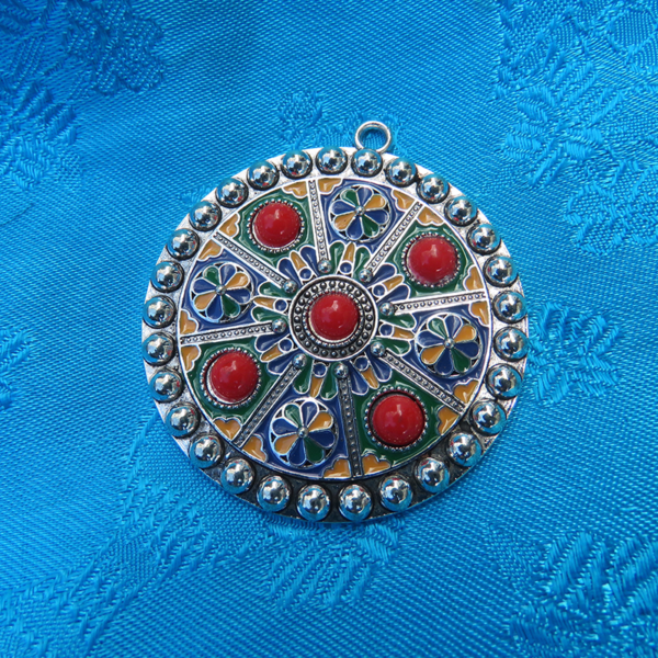 Pendentif berbère traditionnel