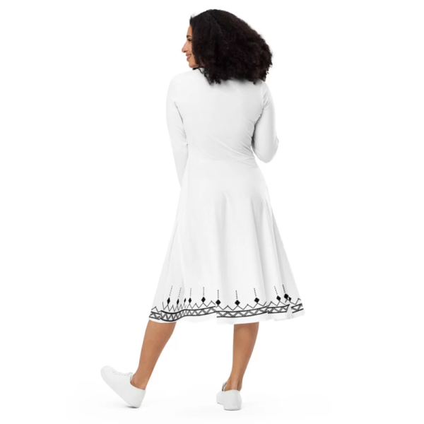 Robe Berbere Symbole amazigh vue dos